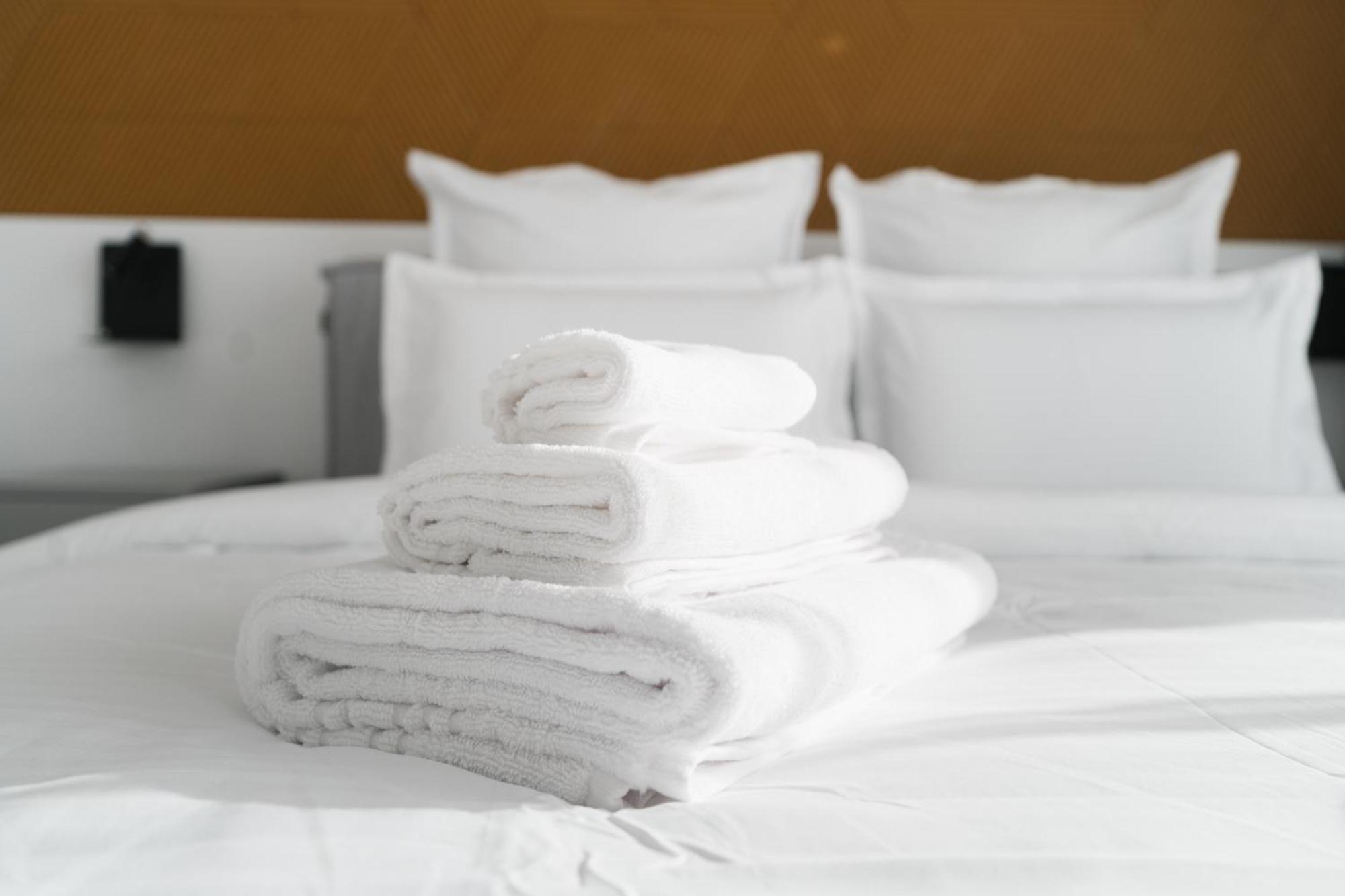 Flow Apartment 1 Bedroom With Parking Cluj-Napoca Esterno foto