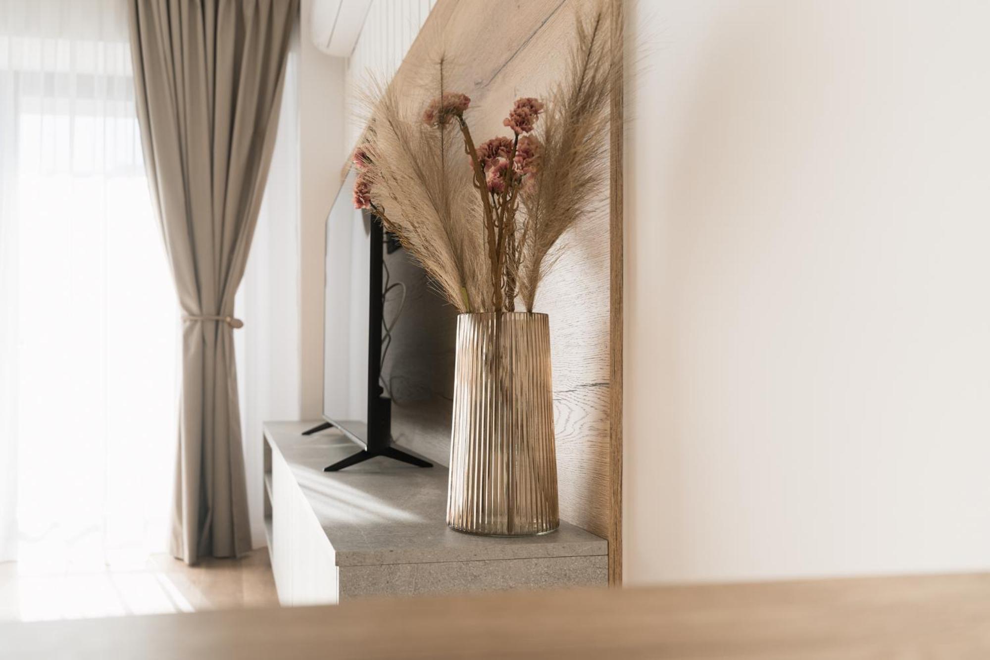 Flow Apartment 1 Bedroom With Parking Cluj-Napoca Esterno foto